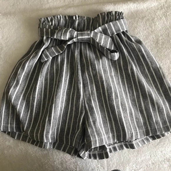 Tie up shorts - Picture 1 of 1